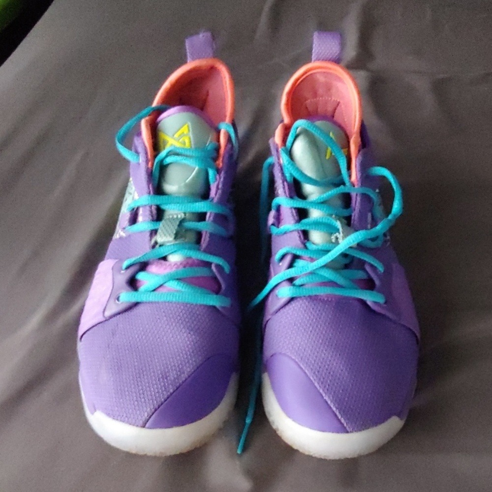 Mens shoes